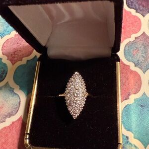 14kt Yellow gold navette diamond ring